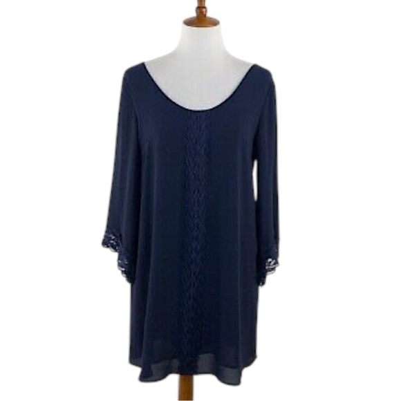 Astr Dresses & Skirts - ASTR the Label Navy Blue Lace Detail Flowy Tunic Dress Size Medium